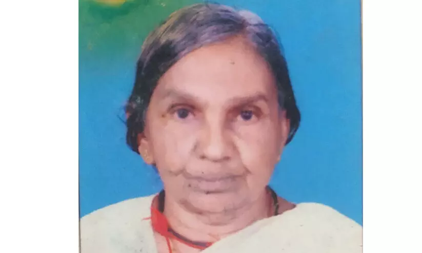 നിര്യാതയായി നിര്യാതയായി