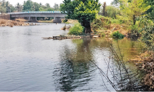 Karapuzha water in Kabani with relief