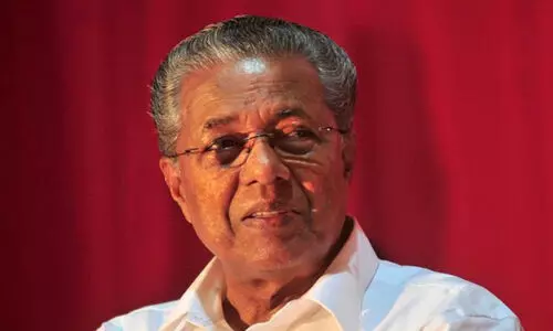 മുഖ്യമന്ത്രിയുടെ വിദേശ യാത്രയെ ​ചൊല്ലി വിവാദം