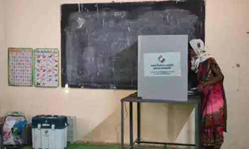 വോട്ടുചെയ്യാതെ മാവോവാദി ഗ്രാമം; തെരഞ്ഞെടുപ്പ് ബഹിഷ്‍കരിച്ച് ബസ്തർ