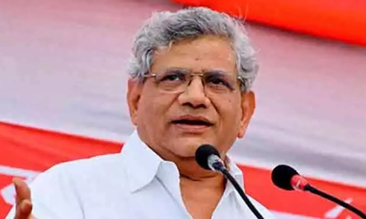 പിണറായിയെ താഴെയിറക്കാനാണോ, നരേന്ദ്ര മോദിയെ പരാജയപ്പെടുത്താനാണോ കോണ്‍ഗ്രസ് ശ്രമിക്കുന്നതെന്ന് യച്ചൂരി