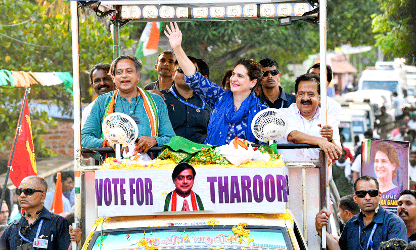 തീരദേശത്ത്​ തിരയിളക്കി പ്രിയങ്ക