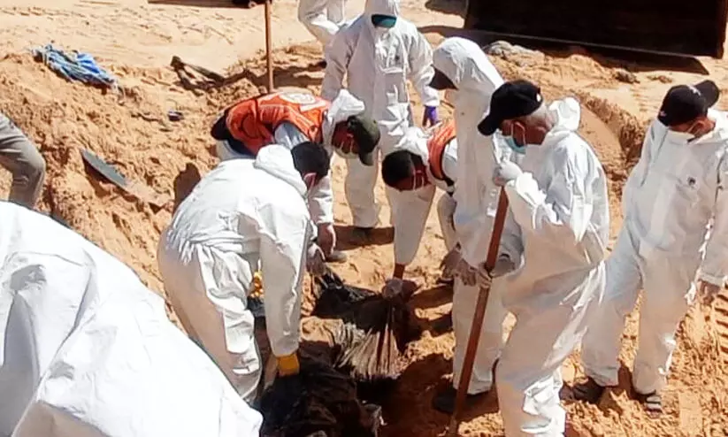 Khan Younis mass graves