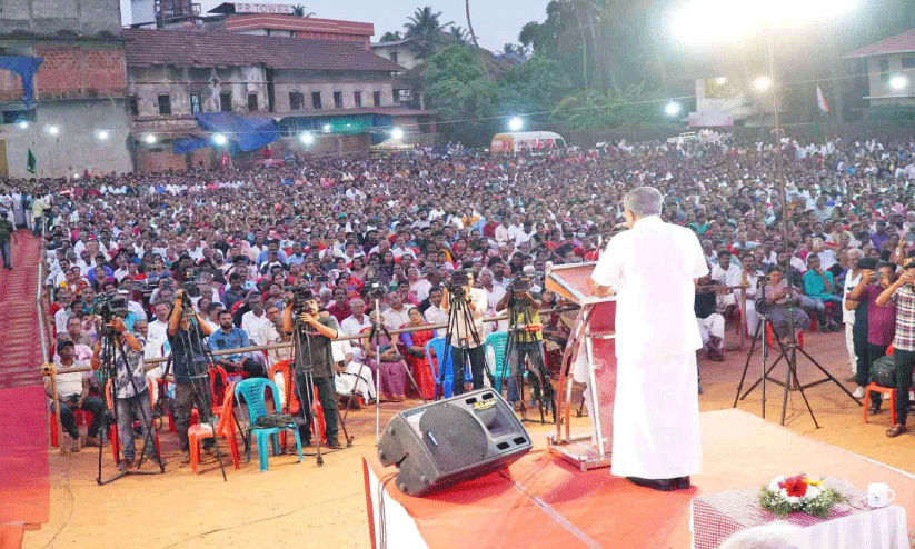പ്രതിപക്ഷ നിലപാട് കേന്ദ്രത്തിനൊപ്പം -മുഖ്യമന്ത്രി