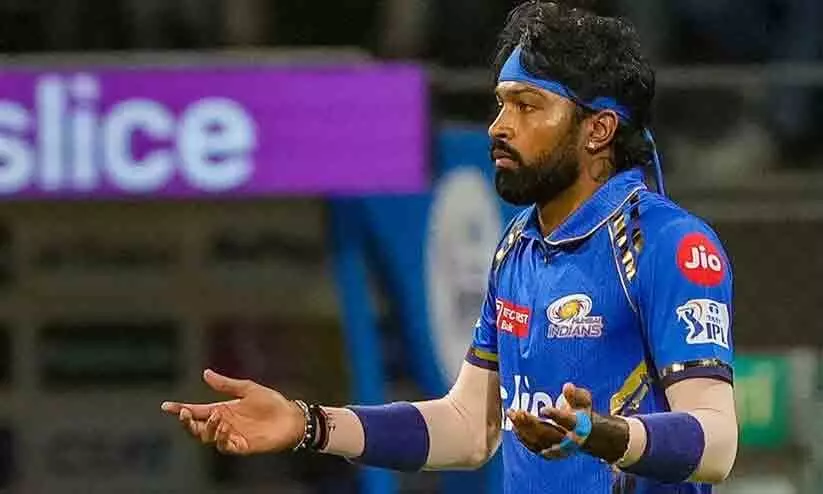 ഈ ട്രോളുകളും പരിഹാസങ്ങളും അവനെ എത്രമാത്രം വേദനിപ്പിക്കുന്നുണ്ടെന്ന് നിങ്ങൾക്ക് അറിയുമോ..?; ഹാർദികിന് പിന്തുണയുമായി മുൻ ഇന്ത്യൻ ഓപണർ ഈ ട്രോളുകളും പരിഹാസങ്ങളും അവനെ എത്രമാത്രം വേദനിപ്പിക്കുന്നുണ്ടെന്ന് നിങ്ങൾക്ക് അറിയുമോ..?; ഹാർദികിന് പിന്തുണയുമായി മുൻ ഇന്ത്യൻ ഓപണർ