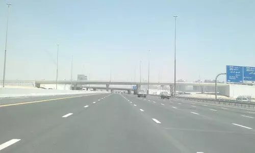 അ​ൽ​ഖൈ​ൽ റോ​ഡി​ൽ ര​ണ്ടി​ട​ത്ത്​ വീ​തി​കൂ​ട്ടി