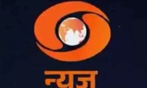 ദൂരദർശന്റെ ലോഗോ കാവിനിറമാക്കിയതിനെതിരെ വൻ പ്രതിഷേധം