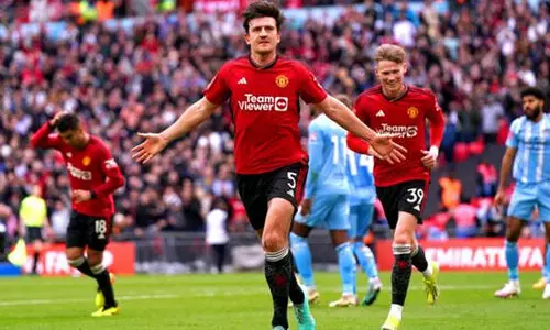 എഫ്.എ കപ്പ് ഫൈനലിൽ മാഞ്ചസ്റ്റർ ഡർബി; കോവെൻറിയെ പെനാൽറ്റി ഷൂട്ടൗട്ടിൽ വീഴ്ത്തി യുനൈറ്റഡ്