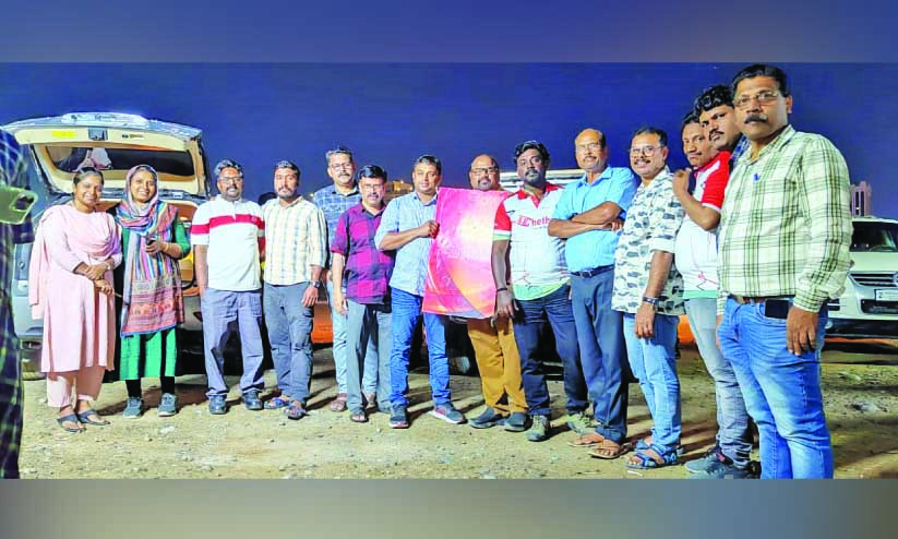 തൊഴിലാളികള്ക്ക് ഭക്ഷണമെത്തിച്ച് റാക് ചേതന തൊഴിലാളികള്ക്ക് ഭക്ഷണമെത്തിച്ച് റാക് ചേതന