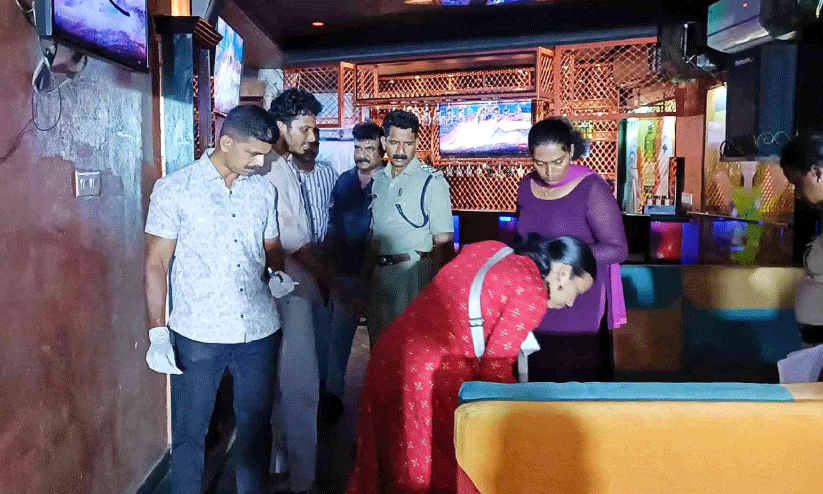 ബിയർ പാർലറിൽ സംഘർഷം; നാലുപേർക്ക് കുത്തേറ്റു