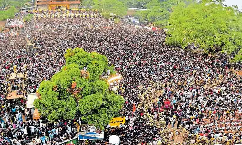 ആഘോഷങ്ങളെ ആർ.എസ്.എസ് വത്ക്കരിക്കുന്നത് ആപല്ക്കരമെന്ന് എസ്.ഡി.പി.ഐ ആഘോഷങ്ങളെ ആർ.എസ്.എസ് വത്ക്കരിക്കുന്നത് ആപല്ക്കരമെന്ന് എസ്.ഡി.പി.ഐ