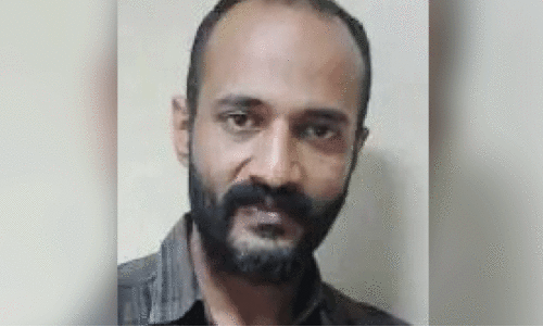 കി​ഷോ​ർ