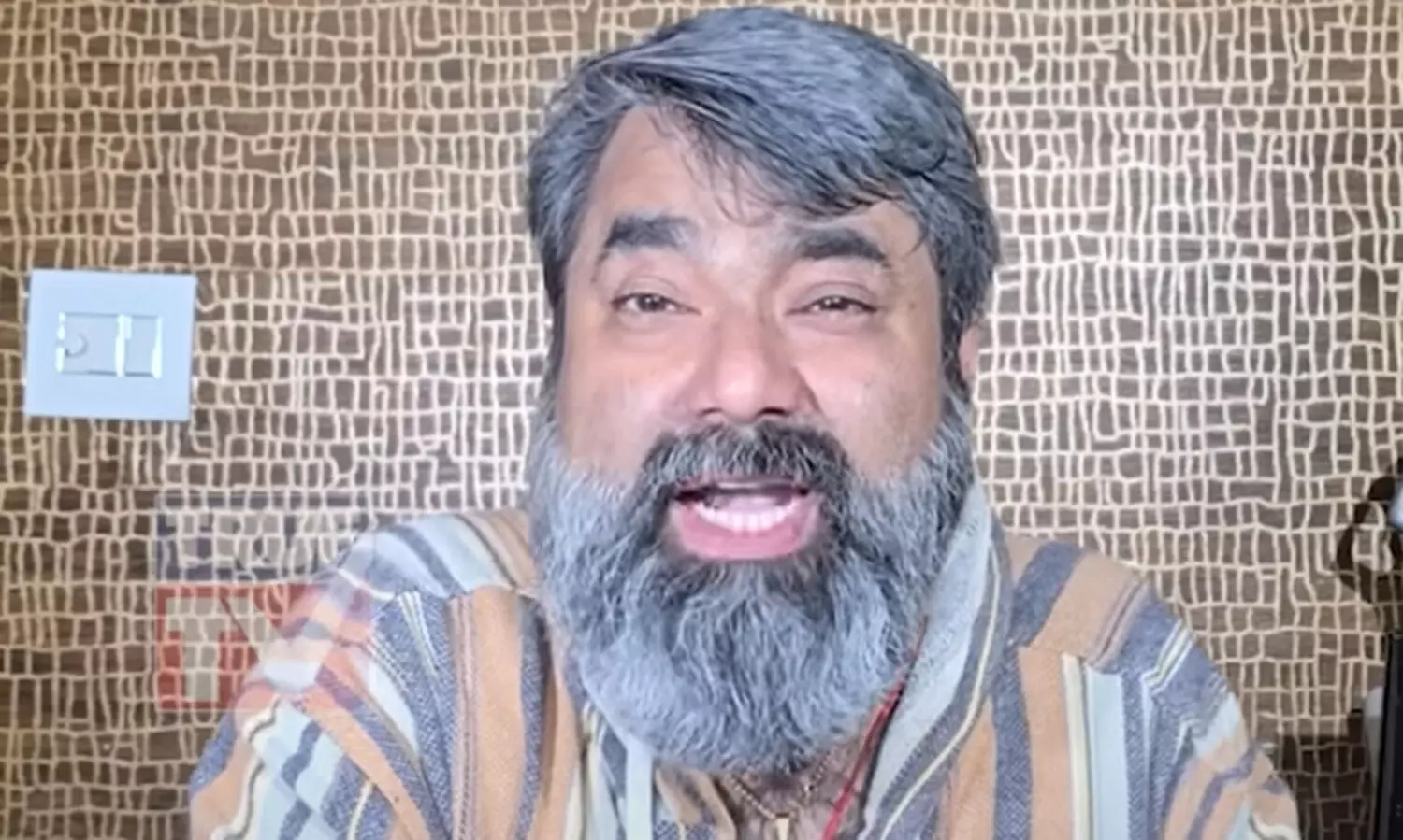 ശൈലജ ടീച്ചർക്കെതിരെ അധിക്ഷേപം: യൂട്യൂബർ സൂരജ്‌ പാലാക്കാരനെതിരെ വനിതാ കമീഷന്‌ പരാതി നൽകി