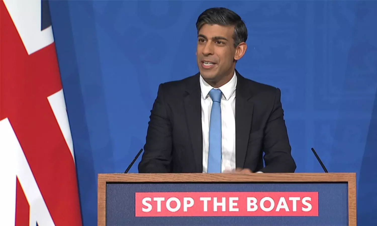 അഭയാർഥികളെ നാടുകടത്തുന്ന യു.കെ റുവാണ്ട ബില്ലിന് അംഗീകാരം; 10-12 ആഴ്ചക്കകം അഭയാർഥികളെ  അയച്ചുതുടങ്ങുമെന്ന് ഋഷി സുനക്