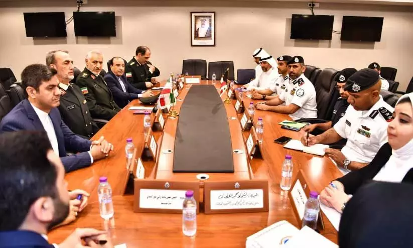 Kuwaiti-Iranian representatives in discussion
