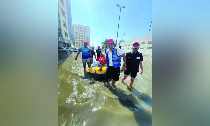 ഭക്ഷണമെത്തിച്ച് എയർ അറേബ്യ, കോസ്മോ ട്രാവൽ ഭക്ഷണമെത്തിച്ച് എയർ അറേബ്യ, കോസ്മോ ട്രാവൽ