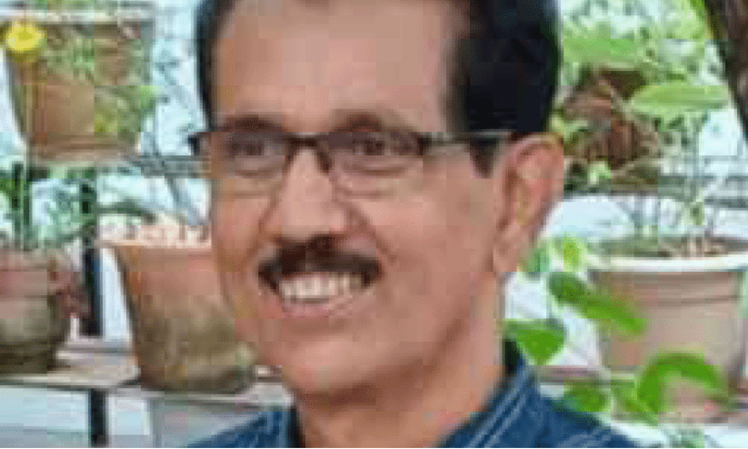 മ​നോ​ജ്