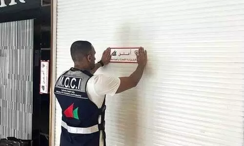 Officials issue notice to shop caught with fake products