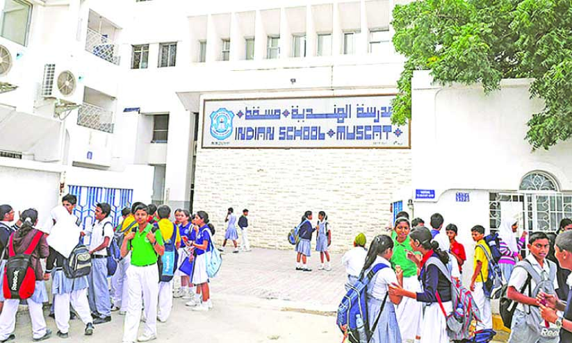 ഫീ​സ​ട​ക്കാ​ൻ കാ​ല താ​മ​സം​: മ​സ്ക​ത്ത്​ ഇ​ന്ത്യ​ൻ സ്കൂ​ളി​ൽ വി​ദ്യാ​ർ​ഥി​ക​ളെ ക്ലാ​സി​ൽ ക​യ​റ്റു​ന്നി​ല്ലെ​ന്ന് പ​രാ​തി