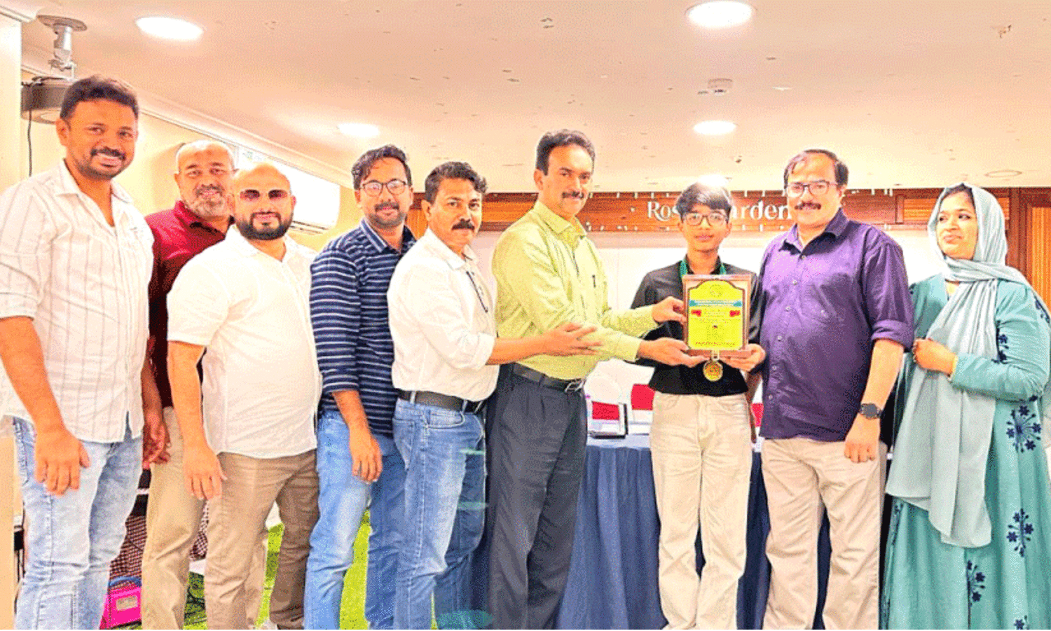 ponnani welfare committee honoring muhammed fuad