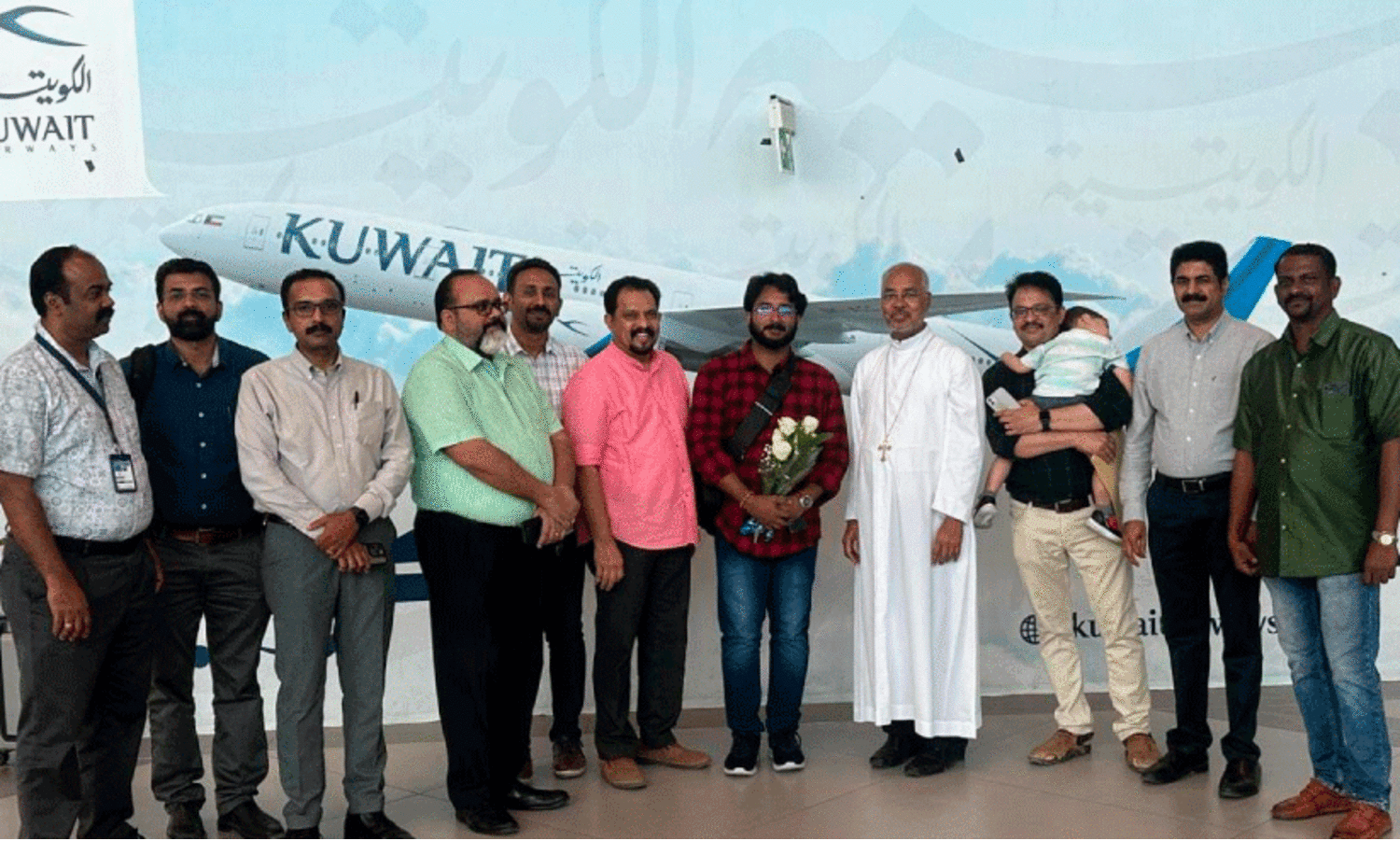 ഫാ.​ജോ​ൺ ക​ടു​വി​ങ്ക​ലി​ന് സ്വീ​ക​ര​ണം ന​ൽ​കി