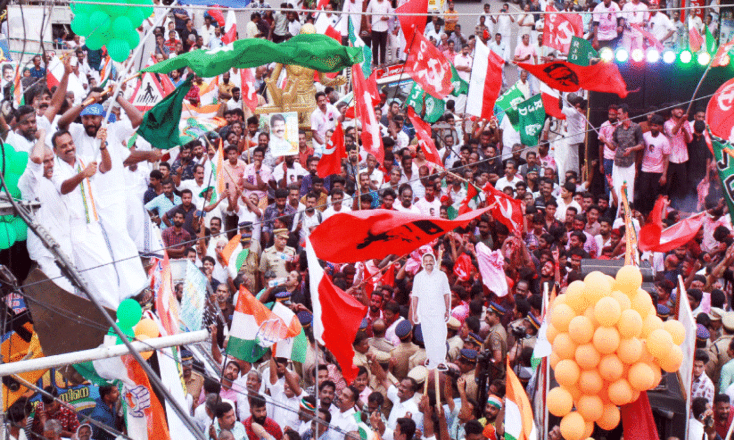 സമാപനം കൊട്ടിയാടി; ആ​വേ​ശം വാ​നോ​ളം