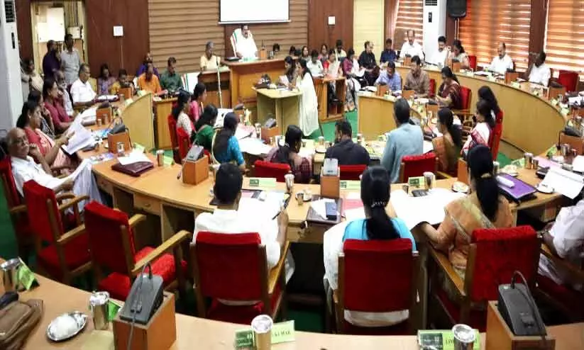 തൃശൂർ നഗരസഭയിൽ നടക്കുന്നത് അഴിമതികൾ, നഷ്ടങ്ങൾ തൃശൂർ നഗരസഭയിൽ നടക്കുന്നത് അഴിമതികൾ, നഷ്ടങ്ങൾ