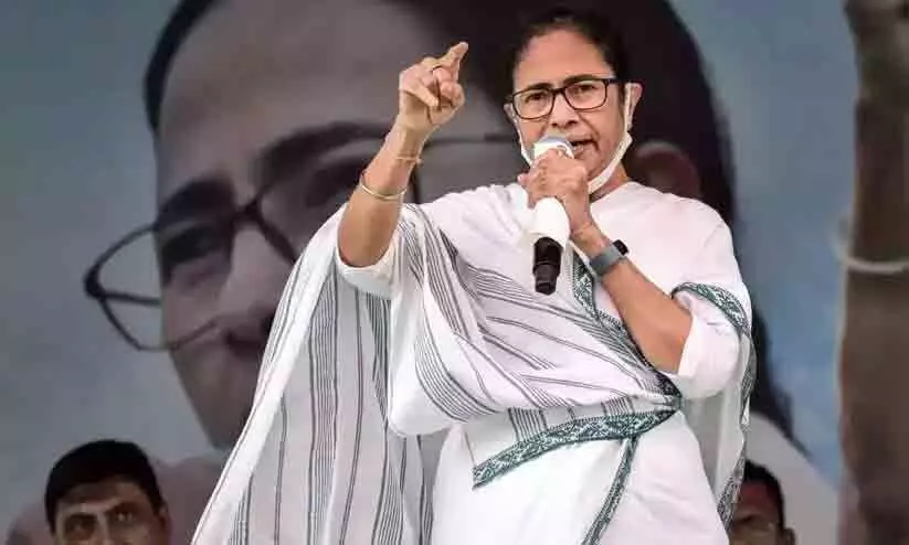 ഒറ്റ വോട്ട്പോലും ലഭിക്കില്ല; 26,000 അധ്യാപകരുടെ നിയമനം റദ്ദാക്കിയ ഹൈകോടതി വിധിക്കെതിരെ മമത ഒറ്റ വോട്ട്പോലും ലഭിക്കില്ല; 26,000 അധ്യാപകരുടെ നിയമനം റദ്ദാക്കിയ ഹൈകോടതി വിധിക്കെതിരെ മമത