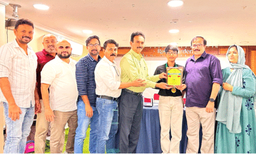 ponnani welfare committee honoring muhammed fuad