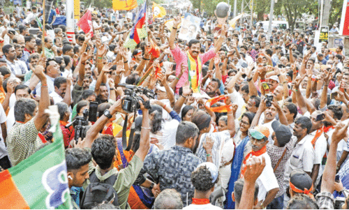 മൗനം വാചാലം... മൗനം വാചാലം...