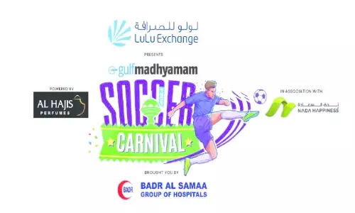 ആ​ഘോ​ഷ​രാ​വു​മാ​യി സോ​ക്ക​ർ   കാ​ർ​ണി​വ​ലി​ന്​ ഇ​ന്ന്​ കി​ക്ക്​ ഓ​ഫ്​