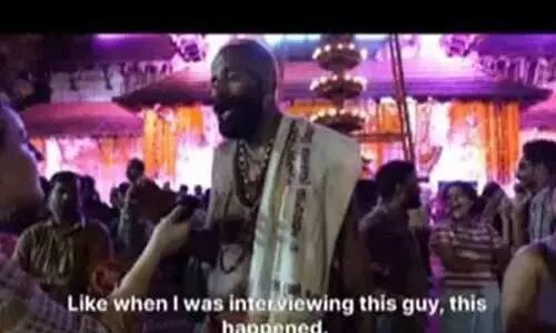 തൃശൂർ പൂരത്തിനിടെ വിദേശ വ്ലോഗർമാർക്ക് നേരെ ലൈംഗികാതിക്രമം; ബലമായി ചുംബിക്കാൻ ശ്രമിച്ചെന്ന്, ദൃശ്യങ്ങൾ പുറത്തുവിട്ടു