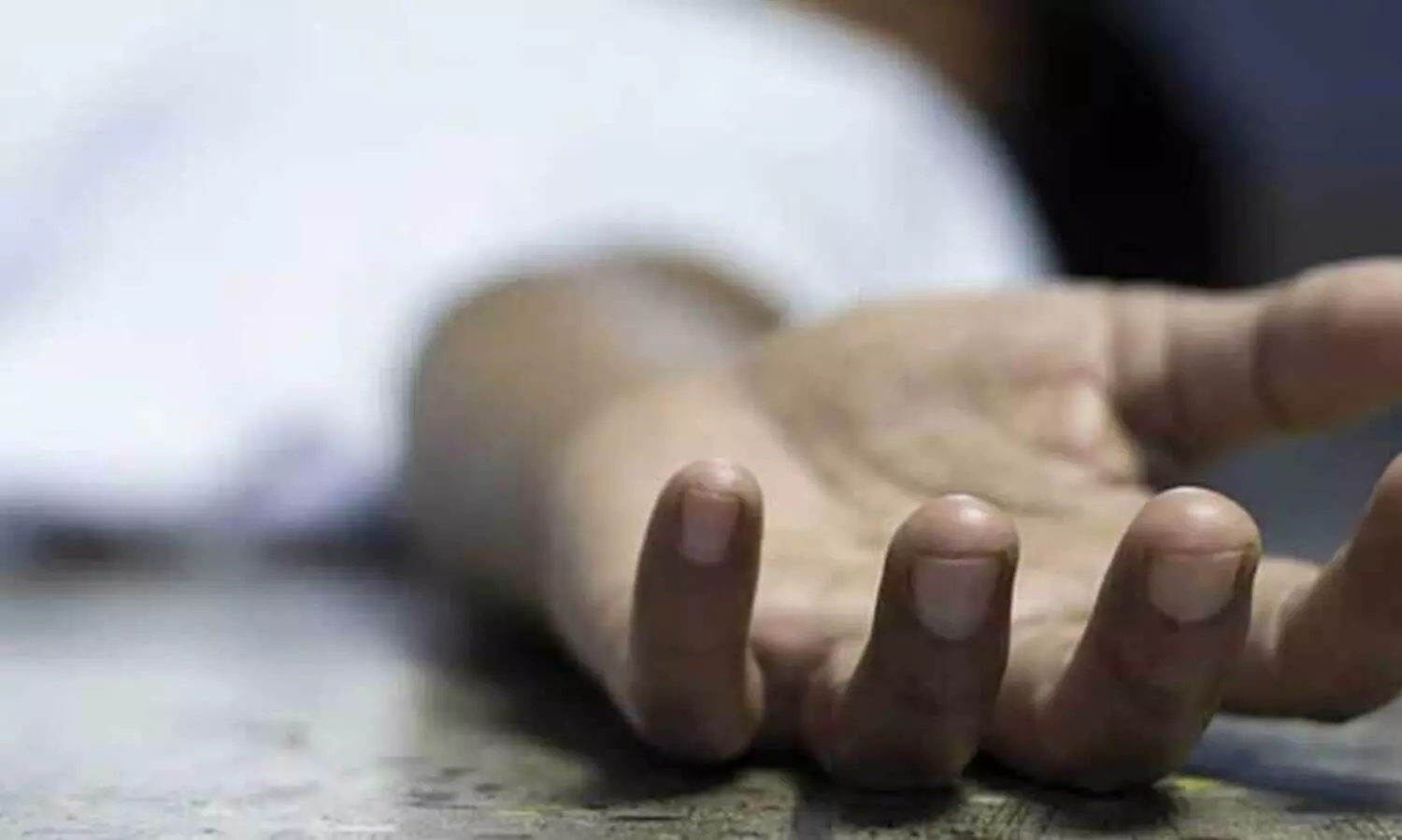 മദ്യലഹരിയിൽ ഫുട്പാത്തിലേക്ക് കാർ ഓടിച്ചുകയറ്റി; ഉറങ്ങുകയായിരുന്ന രണ്ടുപേർക്ക് ദാരുണാന്ത്യം