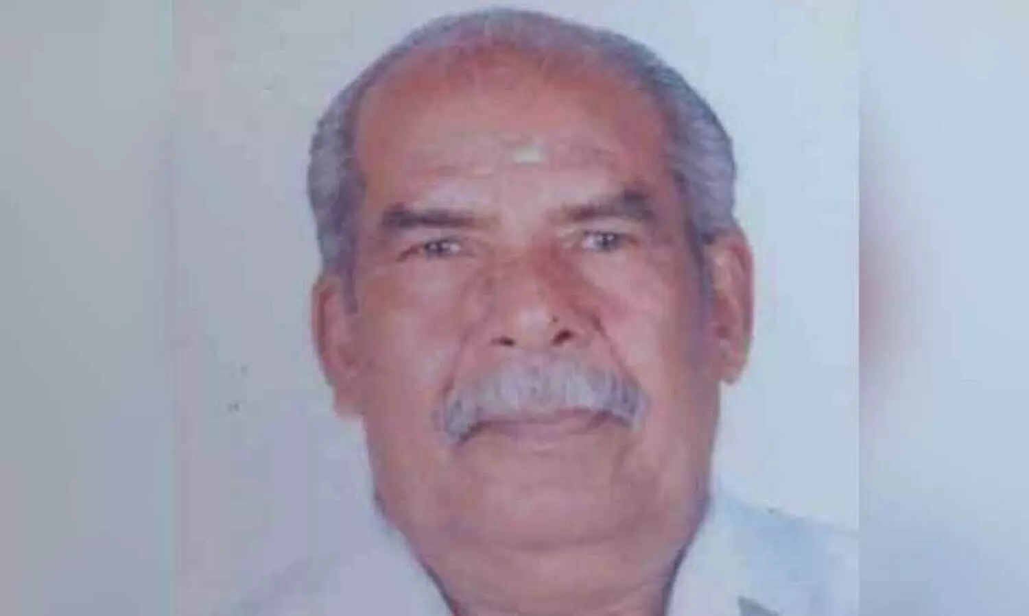 വോട്ട് ചെയ്തിറിങ്ങിയ വയോധികന്‍ കുഴഞ്ഞുവീണ് മരിച്ചു