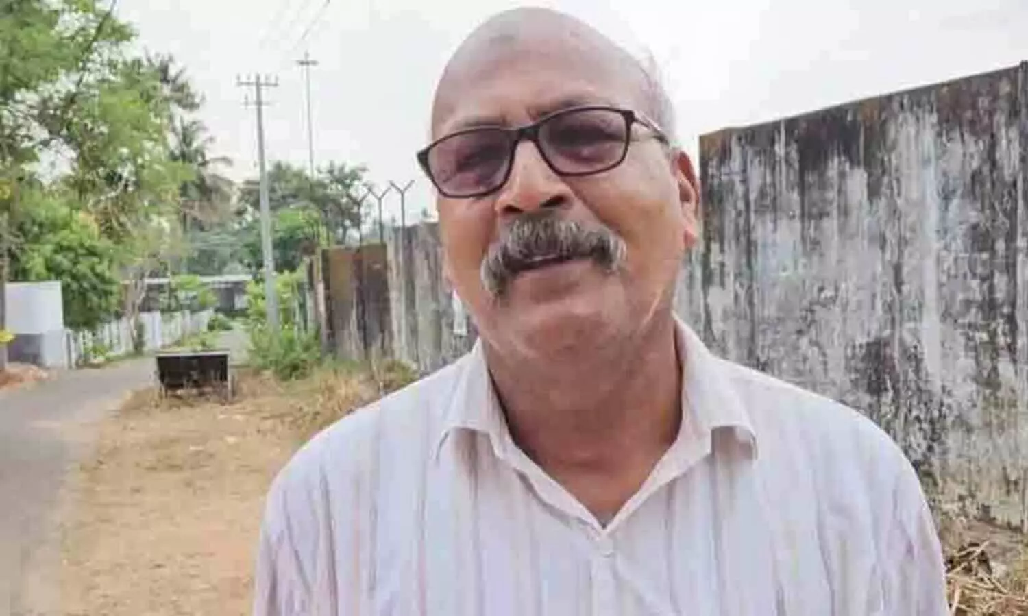 69ാം വയസിൽ കന്നിവോട്ട് ചെയ്ത് ഖാദർ ശരീഫ്