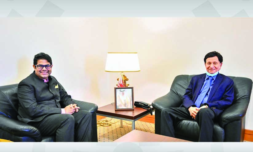 ഇന്ത്യൻ അംബാസഡറെ ഹമദ് രാജാവിന്റെ സാമ്പത്തിക കാര്യ ഉപദേഷ്ടാവ് സ്വീകരിച്ചു ഇന്ത്യൻ അംബാസഡറെ ഹമദ് രാജാവിന്റെ സാമ്പത്തിക കാര്യ ഉപദേഷ്ടാവ് സ്വീകരിച്ചു