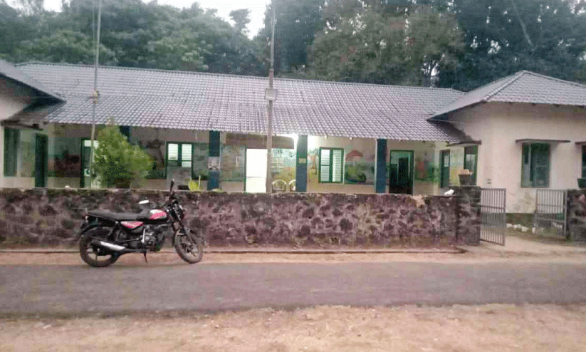 കക്കയം ജി.എൽ.പി സ്കൂൾ കക്കയം ജി.എൽ.പി സ്കൂൾ