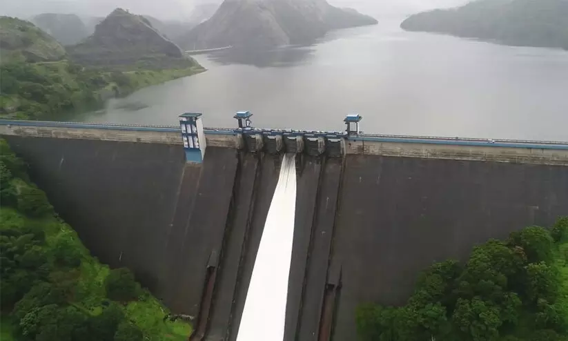 എട മോനെ... ഇവരാണ് റിയൽ ഹീറോസ് എട മോനെ... ഇവരാണ് റിയൽ ഹീറോസ്