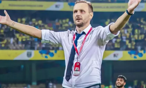 നന്ദി ആശാനെ! കേരള ബ്ലാസ്റ്റേഴ്സ് പരിശീലക സ്ഥാനം ഒഴിഞ്ഞ് ഇവാൻ വുകോമനോവിച്