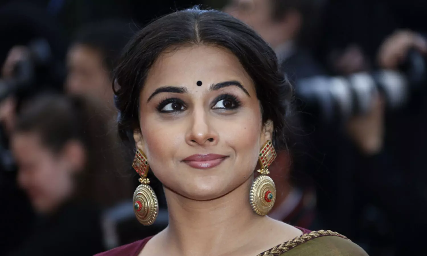 vidya-balan2-98uy87.jpg