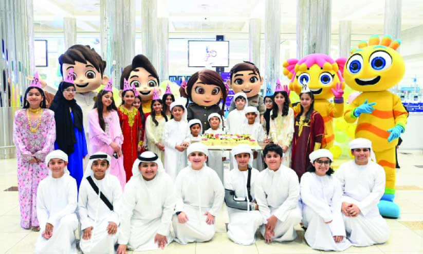 കു​ട്ടി​ക​ളു​ടെ കൗ​ണ്ട​റി​ന്​ ഒ​രു വ​യ​സ്സ്​; വി​മാ​ന​ത്താ​വ​ള​ത്തി​ൽ ആ​ഘോ​ഷം