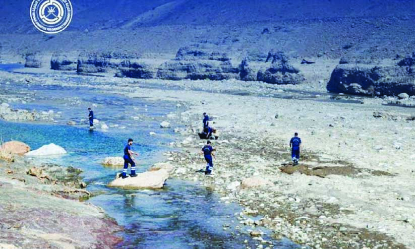 ധങ്കിൽ കാണാതായ ഇമാറാത്തി പൗരനു വേണ്ടി തിരച്ചിൽ തുടരുന്നു ധങ്കിൽ കാണാതായ ഇമാറാത്തി പൗരനു വേണ്ടി തിരച്ചിൽ തുടരുന്നു