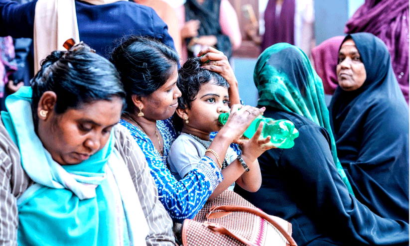 മലപ്പുറം ജില്ലയിൽ പോളിങ് 71.73 ശതമാനം മലപ്പുറം ജില്ലയിൽ പോളിങ് 71.73 ശതമാനം