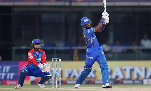 ‘ഫ്രേസർ ഷോ’യിൽ 257 റൺസടിച്ച് ഡൽഹി; 10 റൺസ് അകലെ വീണ് മുംബൈ