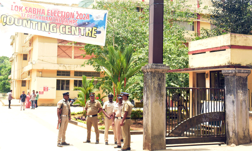 പ്രതീക്ഷകളെ മുൾമുനയിൽ നിർത്തി വോട്ടിങ് ഇടിവ് പ്രതീക്ഷകളെ മുൾമുനയിൽ നിർത്തി വോട്ടിങ് ഇടിവ്