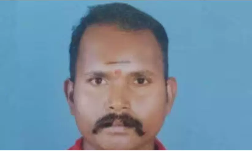 വോട്ട് ചെയ്ത ശേഷം ബൈക്കിൽ മടങ്ങുമ്പോൾ അപകടത്തിൽ പരിക്കേറ്റ യുവാവ് ഇന്ന് ഉച്ചയോടെ മരിച്ചു വോട്ട് ചെയ്ത ശേഷം ബൈക്കിൽ മടങ്ങുമ്പോൾ അപകടത്തിൽ പരിക്കേറ്റ യുവാവ് ഇന്ന് ഉച്ചയോടെ മരിച്ചു