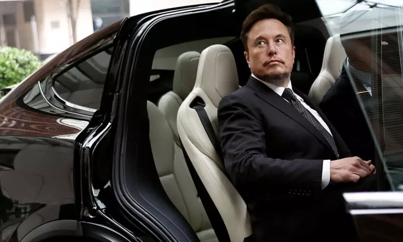 ഇലോൺ മസ്ക് ചൈനയിൽ; സെൽഫ് ഡ്രൈവിങ് ഇലക്ട്രിക് കാർ പ്രവർത്തനക്ഷമമാക്കാൻ നീക്കം ഇലോൺ മസ്ക് ചൈനയിൽ; സെൽഫ് ഡ്രൈവിങ് ഇലക്ട്രിക് കാർ പ്രവർത്തനക്ഷമമാക്കാൻ നീക്കം