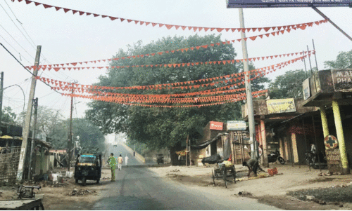 രാ​മ​ന​വ​മി​ കാ​വി​തോ​ര​ണ​ങ്ങ​ൾ