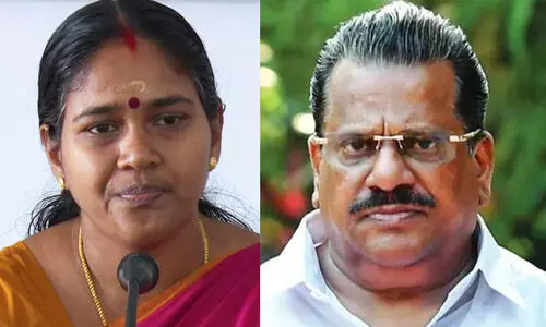 ഇ.പിയുമായി മൂന്ന് തവണ കൂടിക്കാഴ്ച നടത്തിയെന്ന് ശോഭ സുരേന്ദ്രൻ; കാണുകയോ സംസാരിക്കുകയോ ചെയ്തിട്ടില്ലെന്ന് ഇ.പി