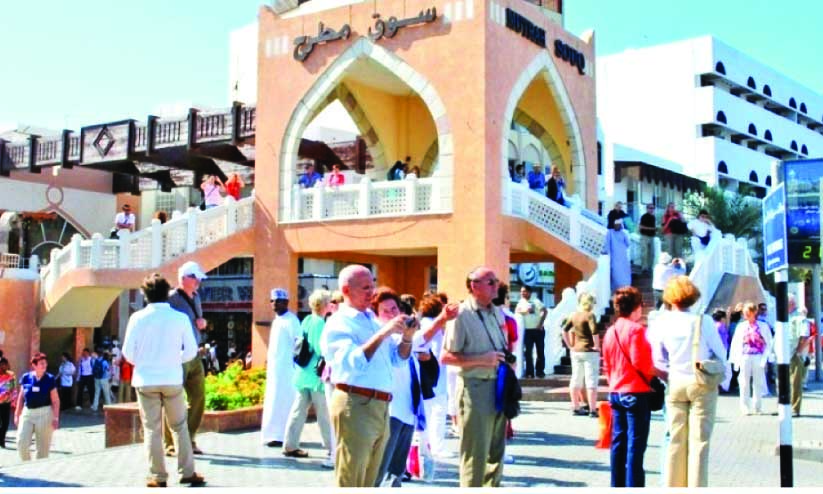 വി​നോ​ദ സ​ഞ്ചാ​രി​ക​ൾ​ക്ക് അ​ടി​യ​ന്ത​ര ചി​കി​ത്സ സൗ​ജ​ന്യ​മാ​യി ന​ൽ​കും